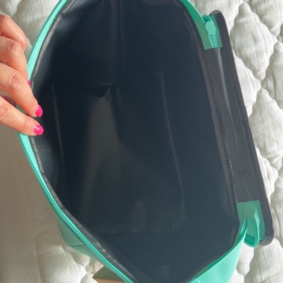 NWT VICTORIA'S SECRET PINK Large Soft Cooler Bag - Picture 4 of 5